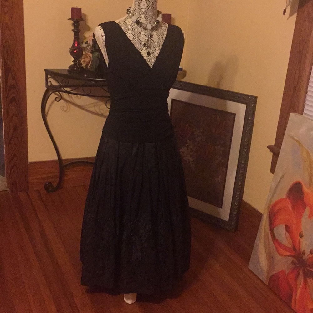 Cocktail Dress - Picture 2 of 8